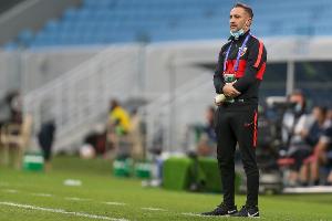 媒体人：佩雷拉赋闲了，有没有足协官员愿意通过现成渠道去聊一聊