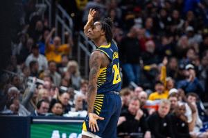 昆顿-杰克逊：我的打法适合步行者体系 今天表现是努力付出的结果