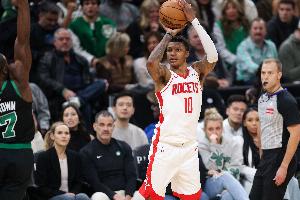 上场缺阵！明天火箭客战灰熊 贾巴里-史密斯因脚踝扭伤出战成疑