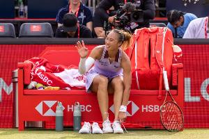 实至名归！全运会今晚开幕，郑钦文将担任湖北代表团旗手