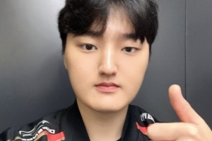 豆瓣网友爆料：T1疑似在世界额赛期间接触过Peyz，考虑T1.Peyz