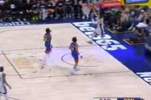 仙人指路！威少反击抛传输送炮弹 拉文起飞滑翔空接暴扣