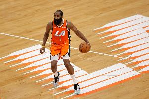 太强了！哈登生涯第32次半场砍30+ 有统计以来历史最多