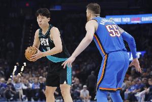 杨瀚森：今天上场时间很多 感觉自己速度和体能上还有不足