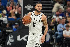 手感冰冷！泰瑞斯·马丁8投仅1中&罚球2中1 得到4分7板5助1断