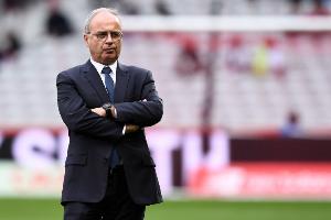 坎波斯：巴黎圣日耳曼关注所有转会市场的好机会，但不会堆积球员