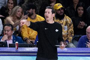 雷迪克：53000美元确实是一大笔钱 奖金肯定会带来额外动力