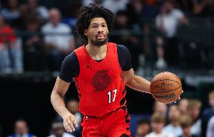 还需要找状态！谢顿·夏普复出8中4拿到11分5板2助1帽 3失误