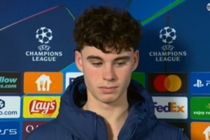 阿奇·格雷：失利当然令人失望，但我们从比赛中获得了积极的因素