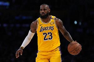 詹姆斯：我的生涯已做到一切 球队需要我做什么我都能无缝融入