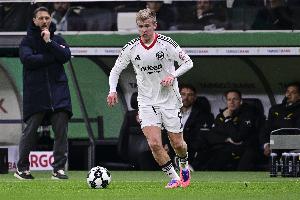 德天空：法兰克福前锋伯卡特肌肉拉伤，将缺席今年剩余比赛