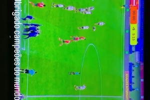 鼓励后辈！B费社媒祝贺葡萄牙U17夺冠：感谢你们，世界冠军！