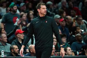 赛程太紧凑了！开拓者本周末才迎来常规赛开始以来的首次训练！