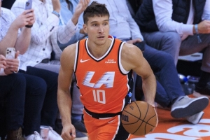 队记：博格丹的交易前景应该一般 快船难以获得理想回报