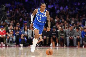 太重要了！小凯文·波特复出半场4中4&3记三分拿下11分1板4助1断