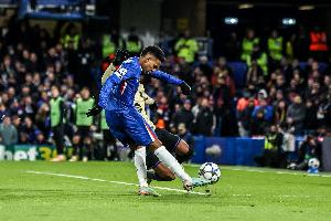 埃斯特旺上半场创造3次机会，和剩余所有球员创造机会数量持平