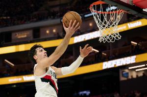 生涯第4次三双！阿夫迪亚夺舍对手 14投23罚力拼31分19板10助1断