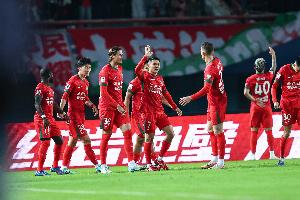 博主：河南队今日抵达苏州进驻赛区，足协杯争冠进入最后倒计时