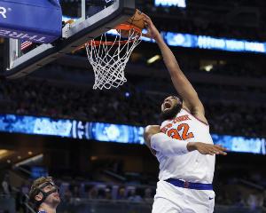 助队四连胜！唐斯出战31分钟 15投8中砍下22分8篮板