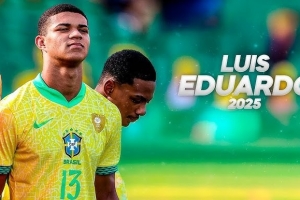 解约金6000万！阿斯：曼联和切尔西正竞争17岁巴西中卫爱德华多