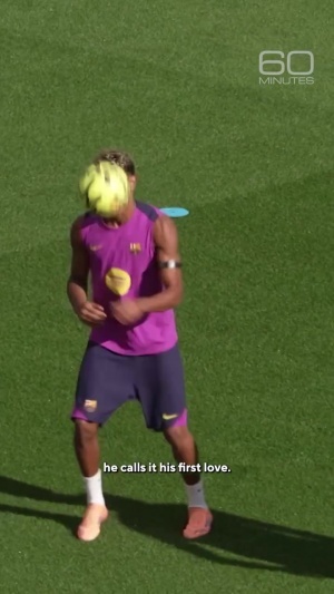 亚马尔：我没办法做个普通的18岁青年，一出门就有4个狗仔跟着我