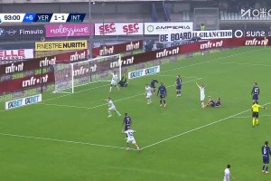 烫手烫手！实拍：泽林斯基超级世界波，庆祝时苏契奇反应亮了