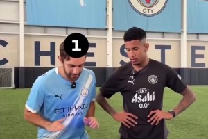 罗德里认真了！曼城球员的反应力挑战！谁能战胜这个博主？