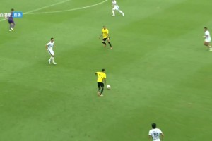 南通支云门将送大礼！广东广州豹吊空门得手掌握冲超主动权