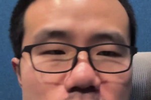 林葳持球突破对手上篮命中，打进NCAA生涯首记运动战进球！