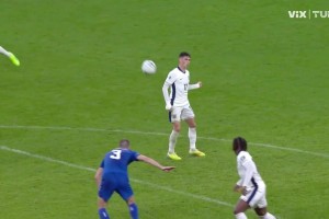 【集锦】世预赛-萨卡凌空斩埃泽破门 英格兰2-0塞尔维亚7轮全胜