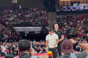 再见费鸟!曼城功勋中场费尔南迪尼奥宣布退役!欣赏下他的赛场瞬间