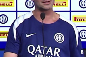 抬起头来！齐沃：用微笑面对一切，努力让自己变得更好