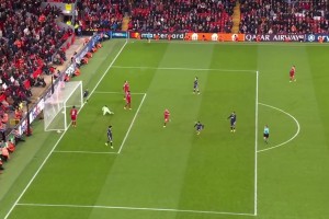 利物浦被打花了！埃因霍温补时反击破门，利物浦主场1-4落后！