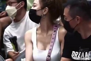 带你感受下詹姆斯的野球局。