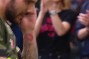 卡卡轻描淡写就是一脚世界波？AC米兰对阵拉齐奥的五佳球！