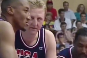 满屏的压迫感！！在坐的可以说是篮球界的传奇人物了吧？