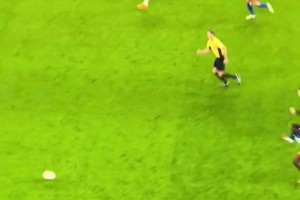 这就是足球！汉堡压哨绝杀斯图加特