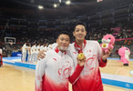 贺希宁全运夺金后赠母，军人家庭铸就篮球路