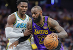 詹姆斯上半场仅得2分，上次为去年绝杀步行者